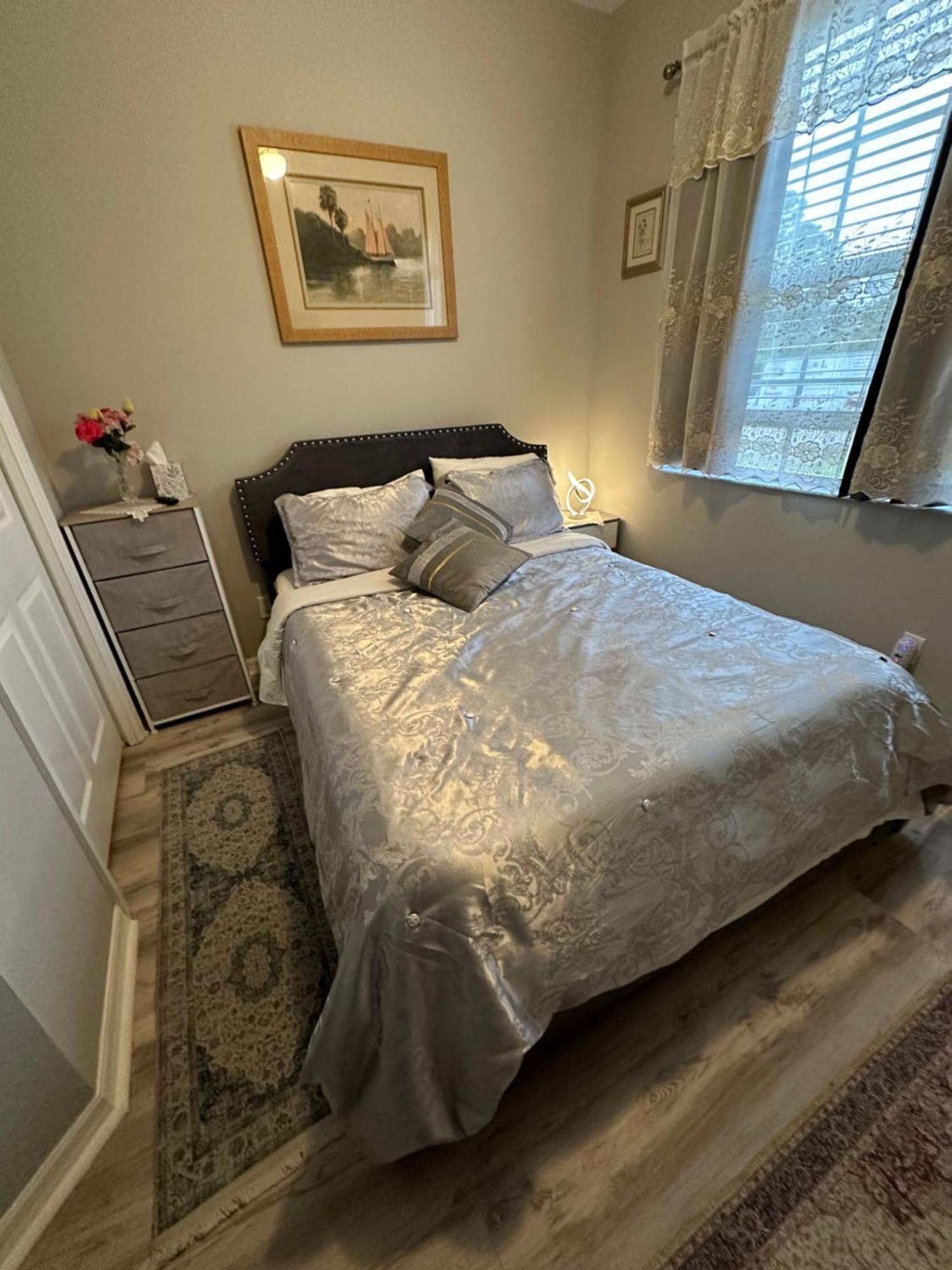 Quiet Room In A Family Home Lehigh Acres Exterior foto